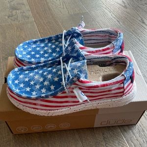 Hey Dude | Shoes | Hey Dude Wally Stars 